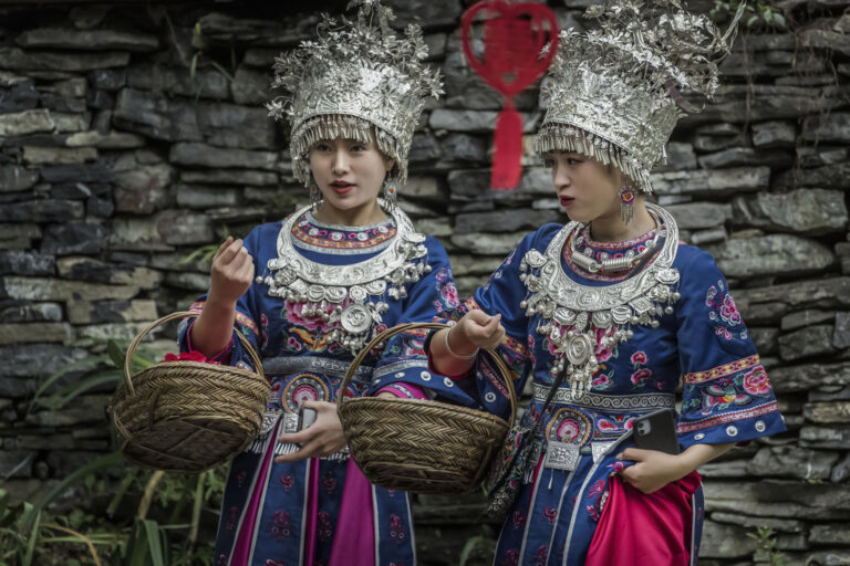 Chen Yue - Miao-Wedding-Tradition-5